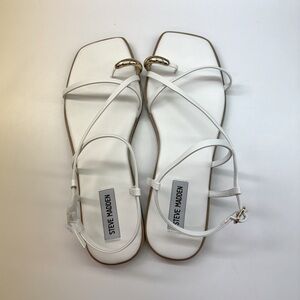 Steve Madden White Vega Sandals NWT